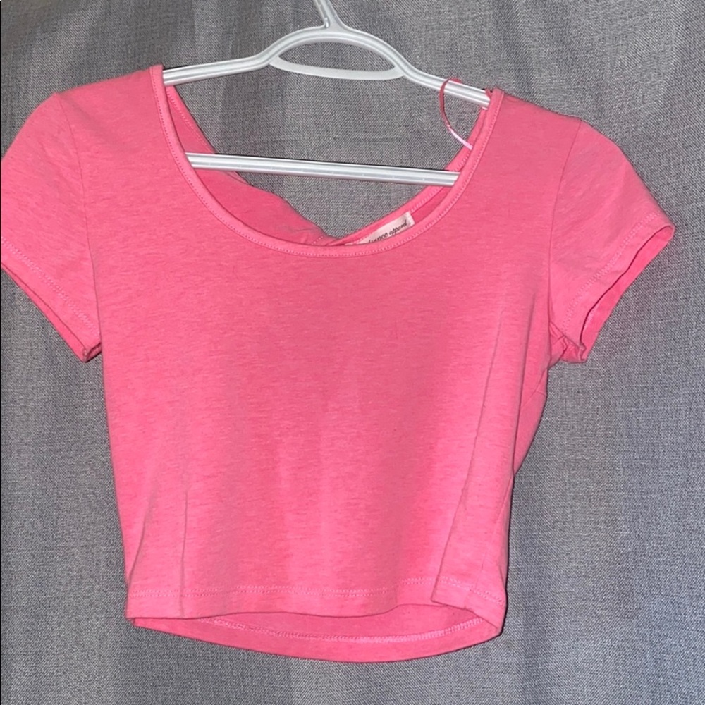 Pink cropped shirt